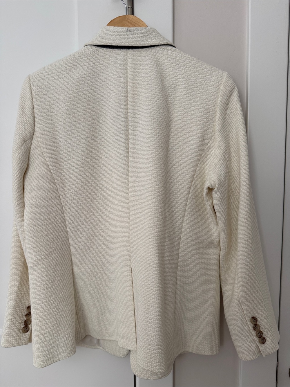 Ann Taylor Ivory Single-Button Textured Blazer - Picture 4 of 6